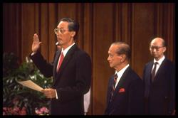 Goh Chok Tong becomes prime minister of Singapore